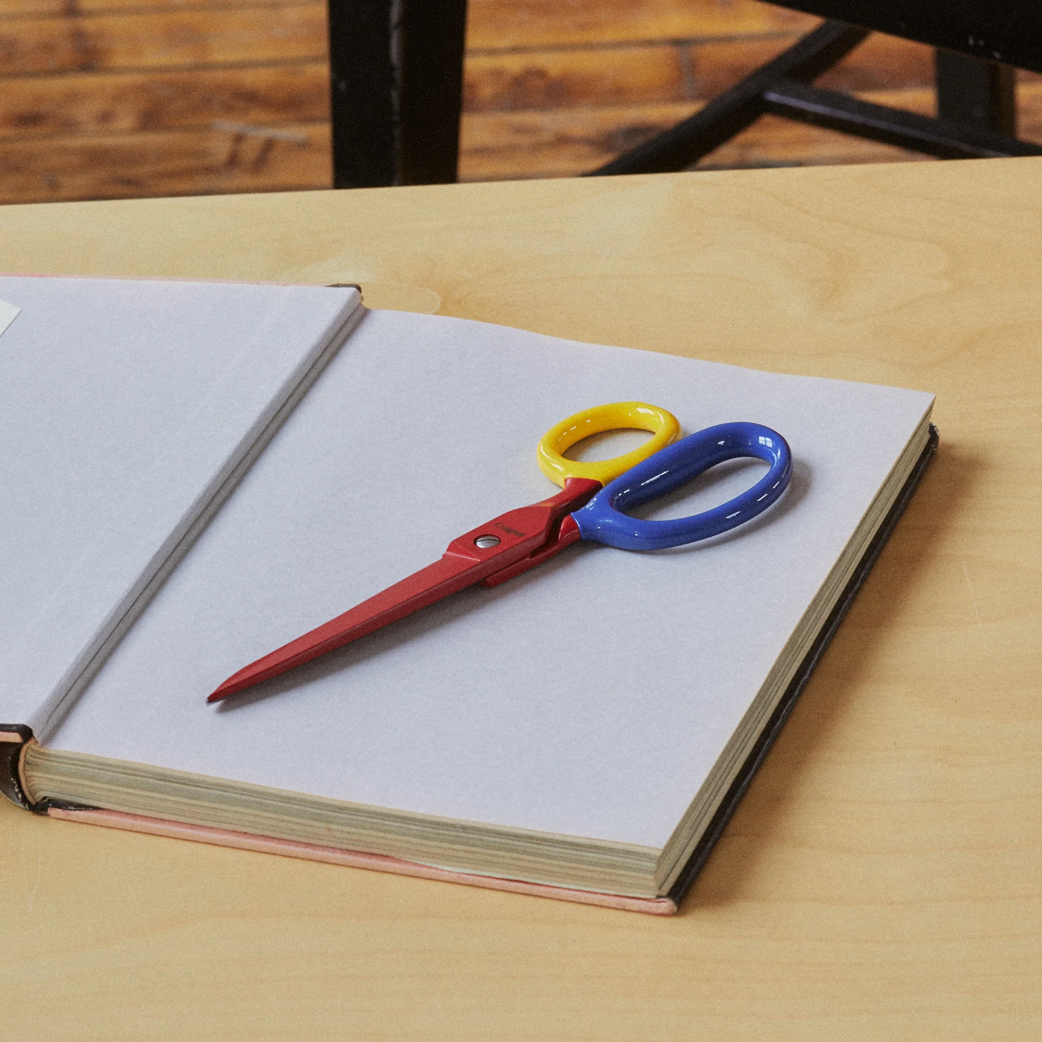 Primary Chroma Scissors - Image 5