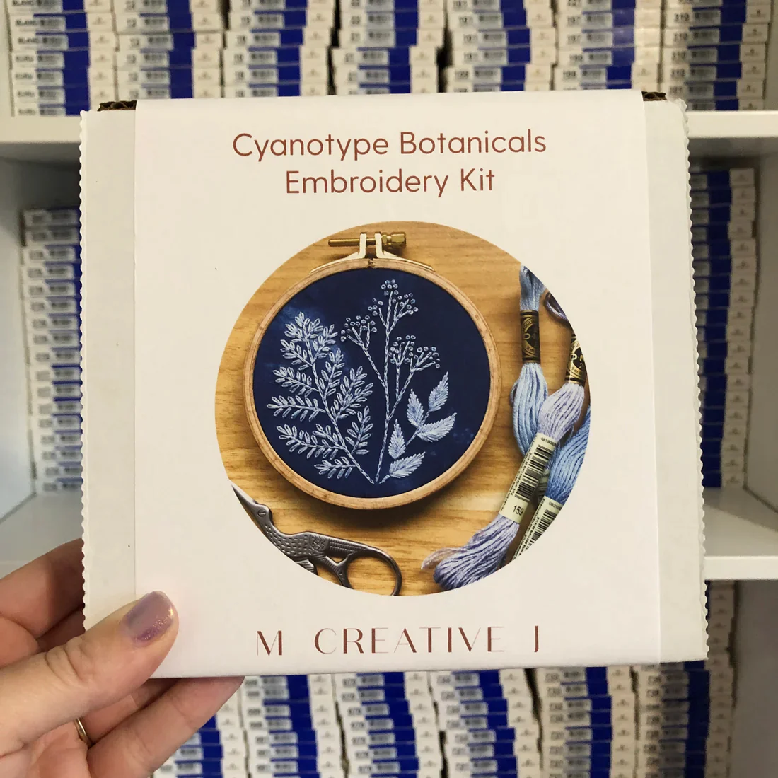 Cyanotype Botanicals Beginner Embroidery Kit - Image 3