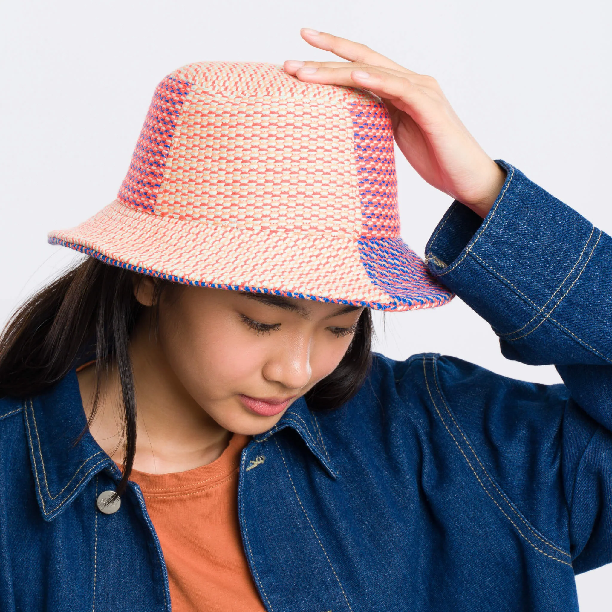 Dashes Bucket Hat: Poppy + Cobalt - Image 4