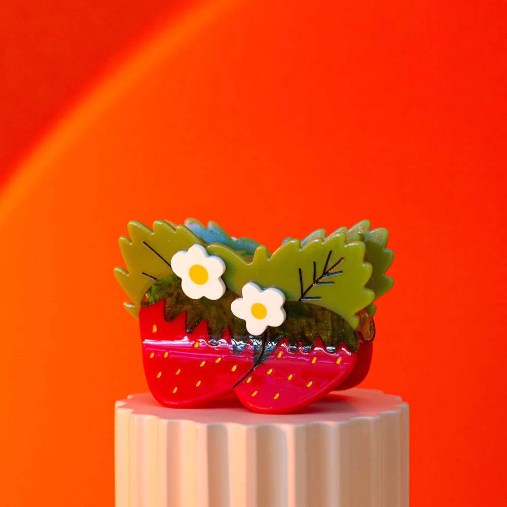 Strawberries and Flowers Hair Claw - Image 5
