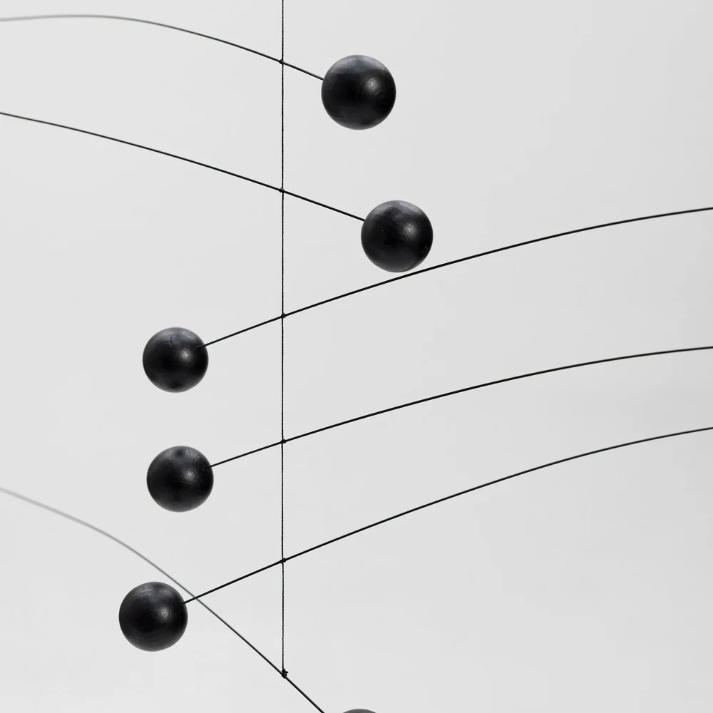Futura Black Mobile - Image 3