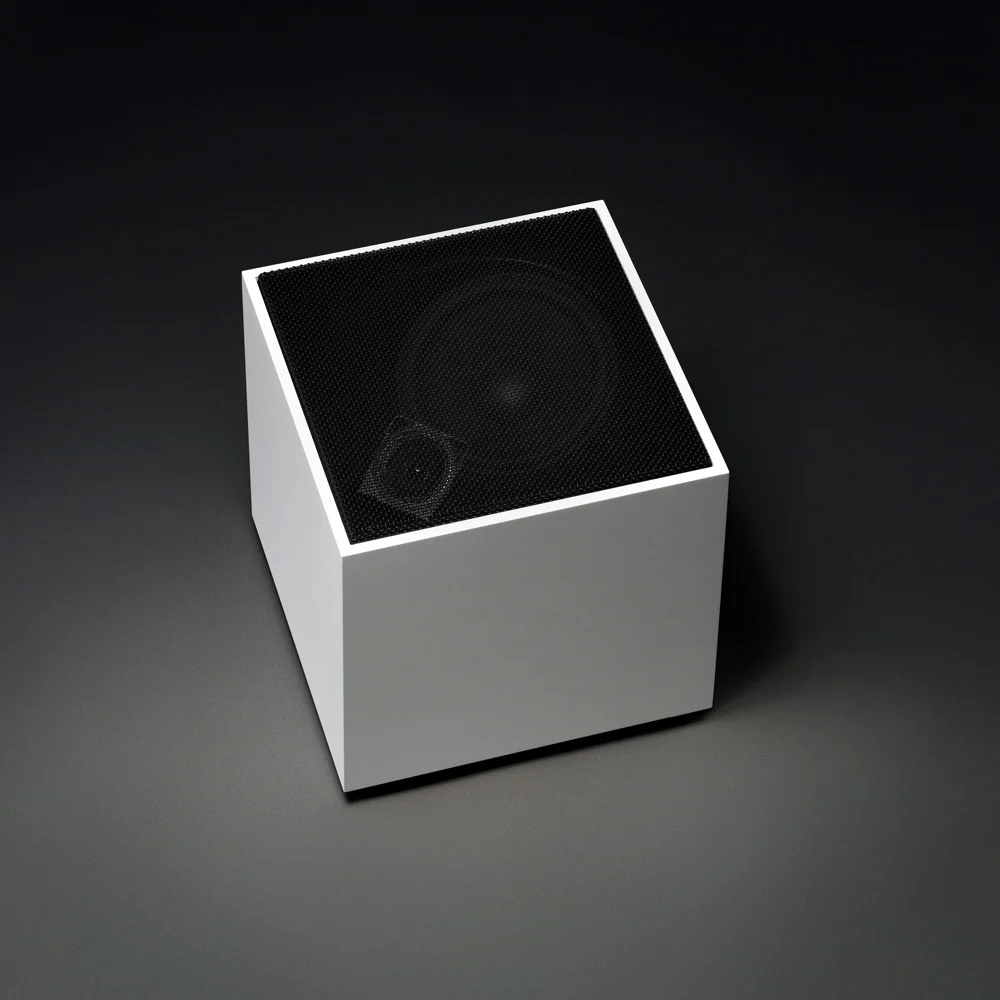 OD-11 Wireless Speaker: White - Image 2