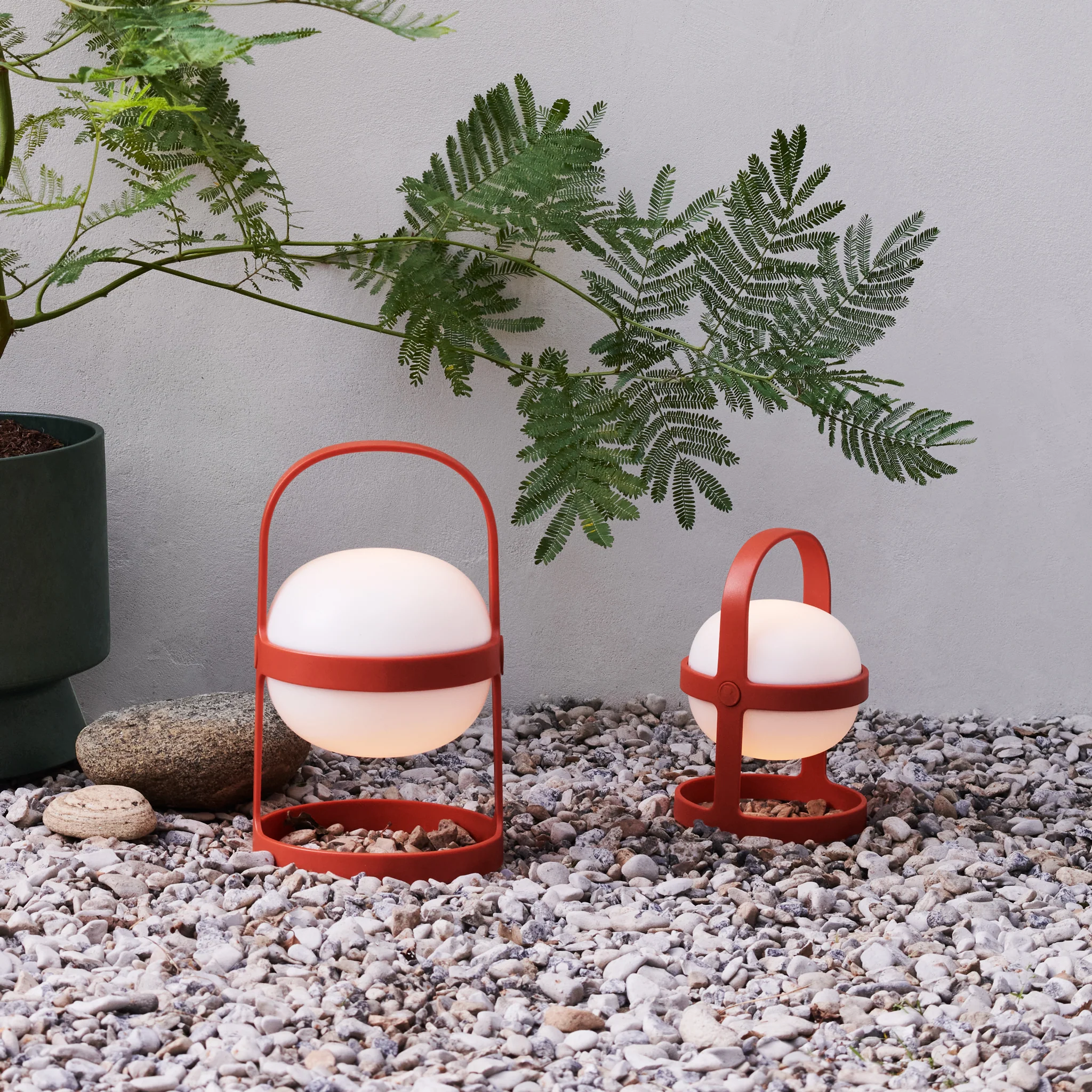 Medium Soft Spot Solar Lantern: Terracotta - Image 2