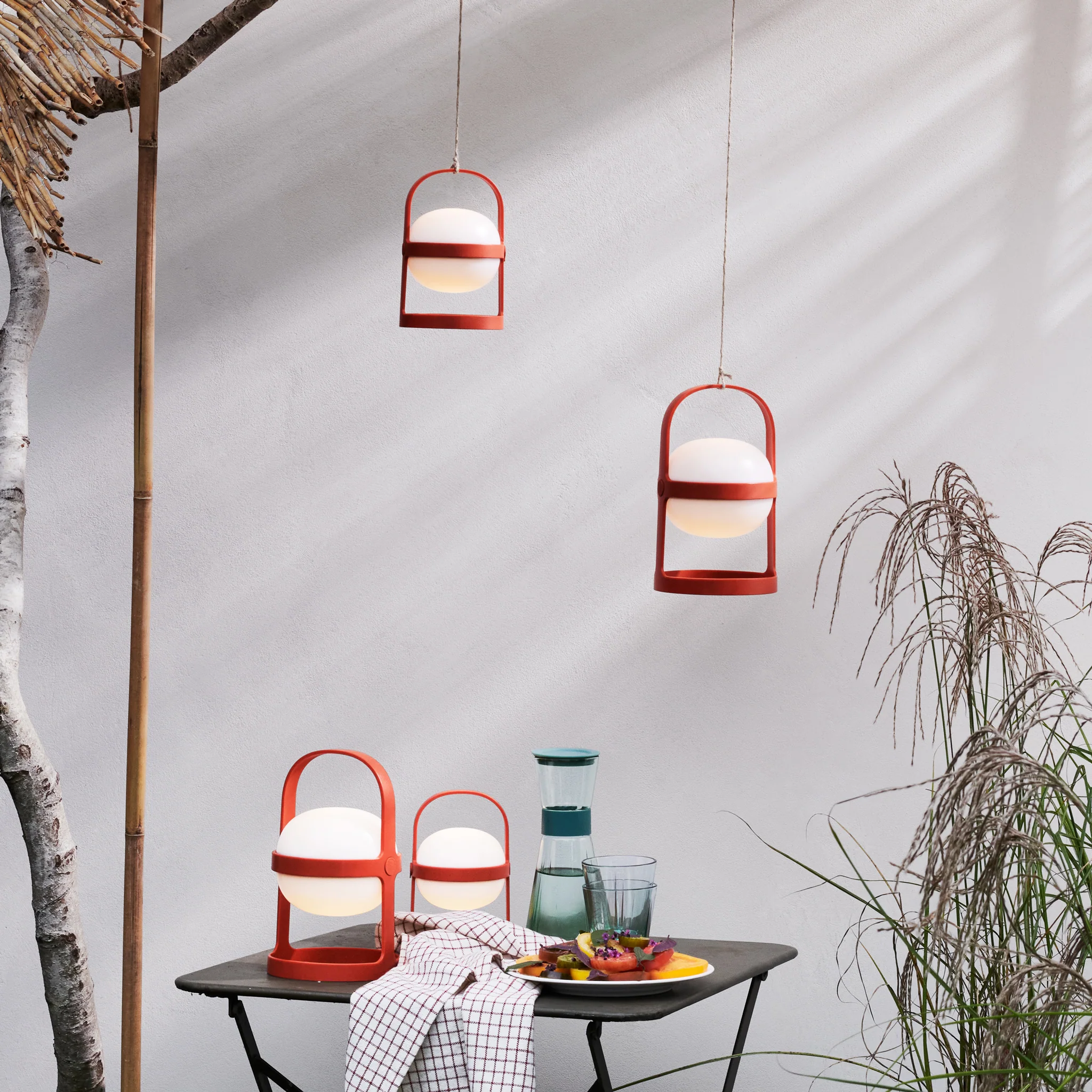 Medium Soft Spot Solar Lantern: Terracotta - Image 4